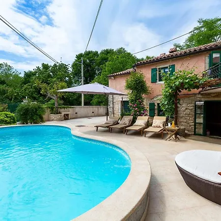 Authentic House Albazora In Istria Zminj