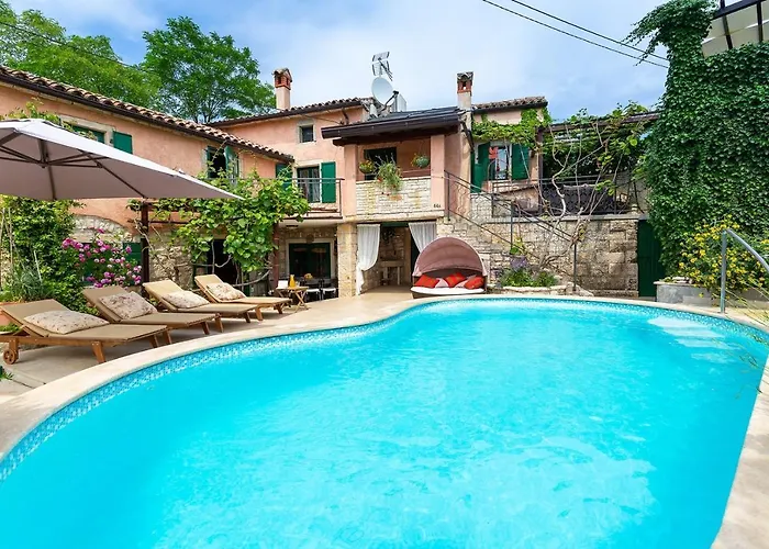 Authentic House Albazora In Istria
