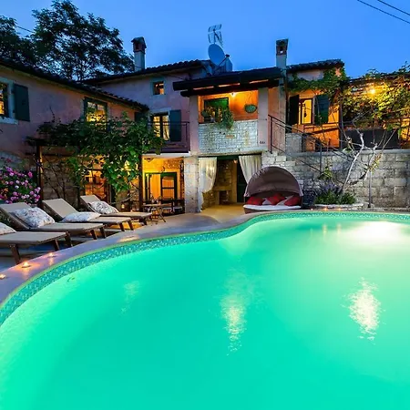 Authentic House Albazora In Istria * Žminj